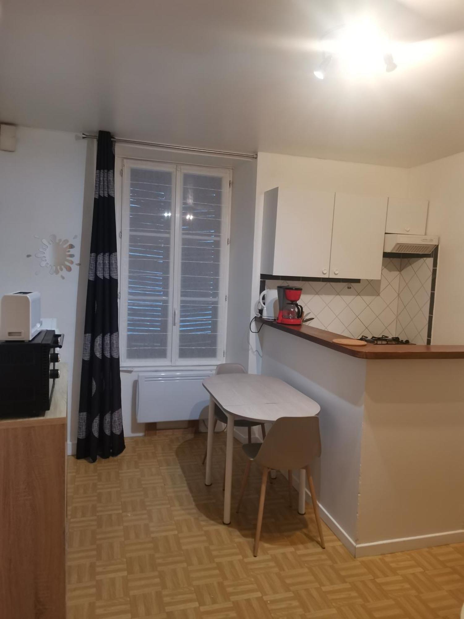 T1 Bis Centre D'aurillac Appartement *